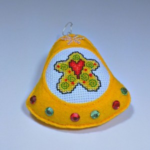 heart on cookie christmas tree bell ornament yellow