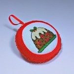 pudding chirstmas tree round ornament