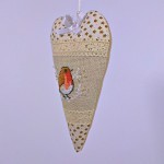 Redbird heart christmas ornament beige