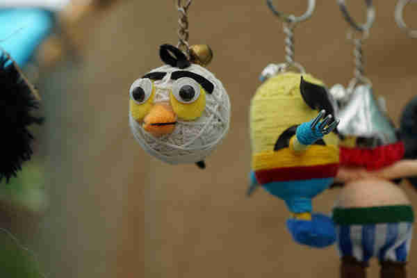 keychains brooches category